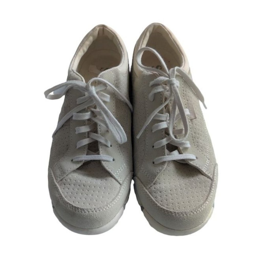 Simple Women's Suede Sneakers